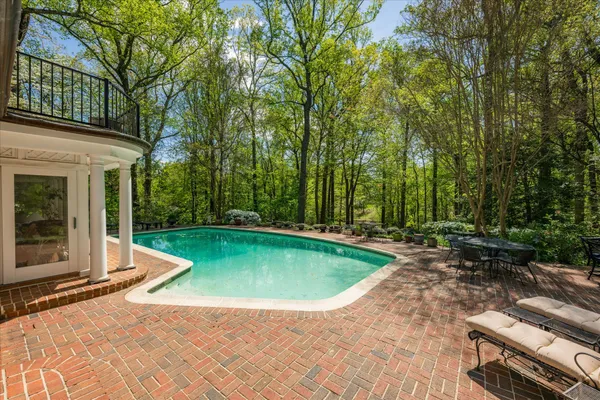 $2,400,000 | 11304 Skipwith Lane, Potomac, MD 20854