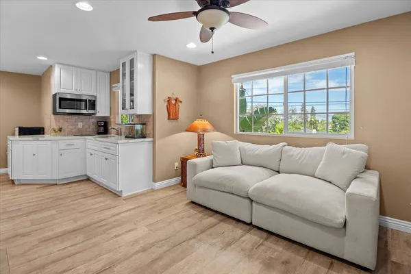 $1,999,000 | 14440 Valley Vista Boulevard, Sherman Oaks, CA 91423