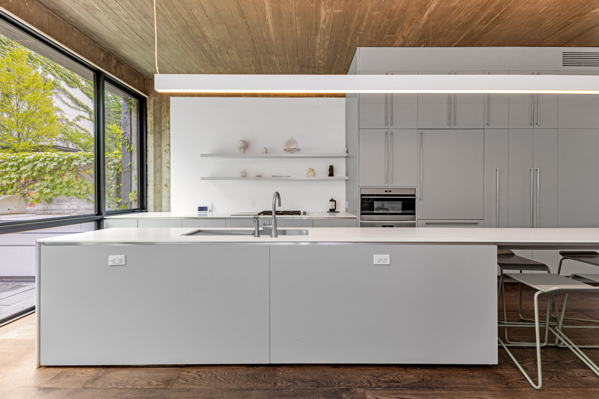3 Wythe Ln Unit TWN Brooklyn, NY 11249 - Photo 5 of 34 Gallery Image 5