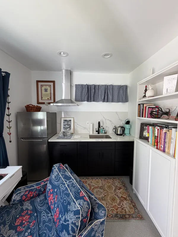 $2,225,000 | 2817 Virginia Avenue, Santa Monica, CA 90404