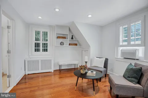 $1,425,000 | 5120 Wilson Lane, Bethesda, MD 20814