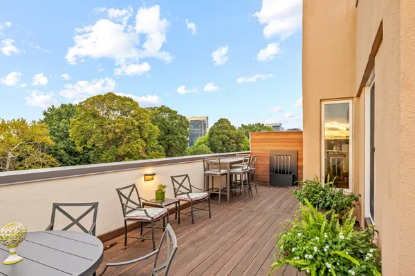 $1,220,000 | 327 Warren Avenue, Unit J, Baltimore, MD 21230