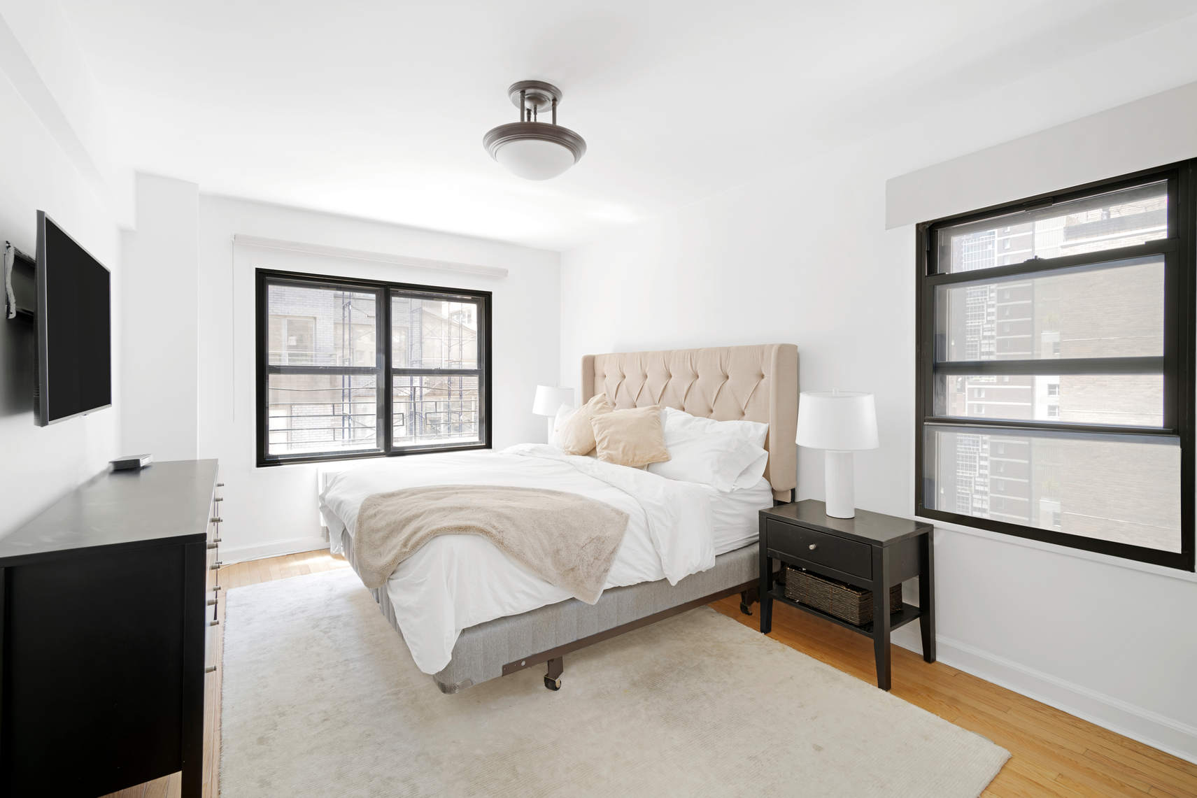 150 East 56th Street, Unit 11A Manhattan, NY 10022 - Photo 5 of 12