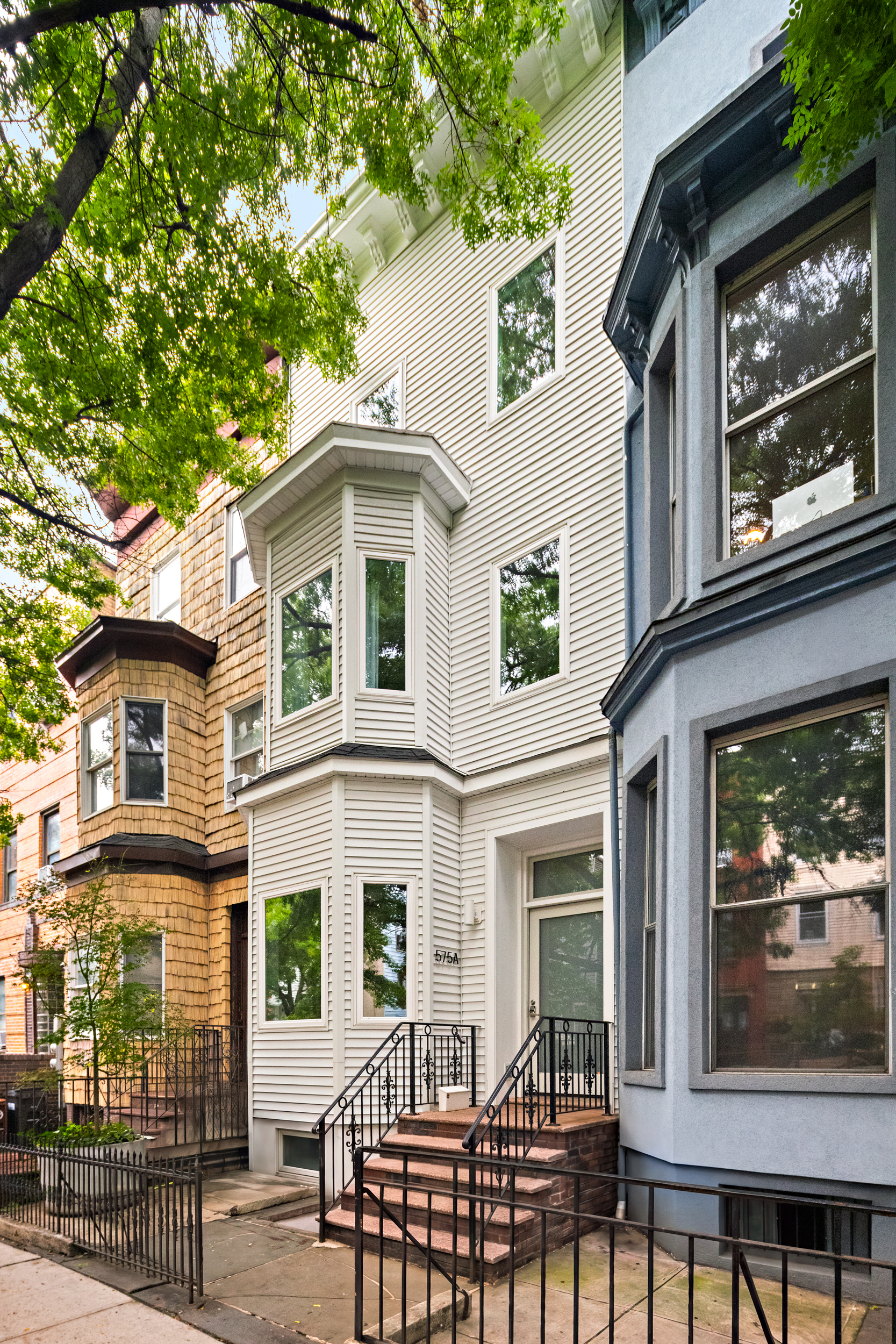 575 A Leonard Street Brooklyn, NY 11222 - Photo 21 of 22 Gallery Image 21