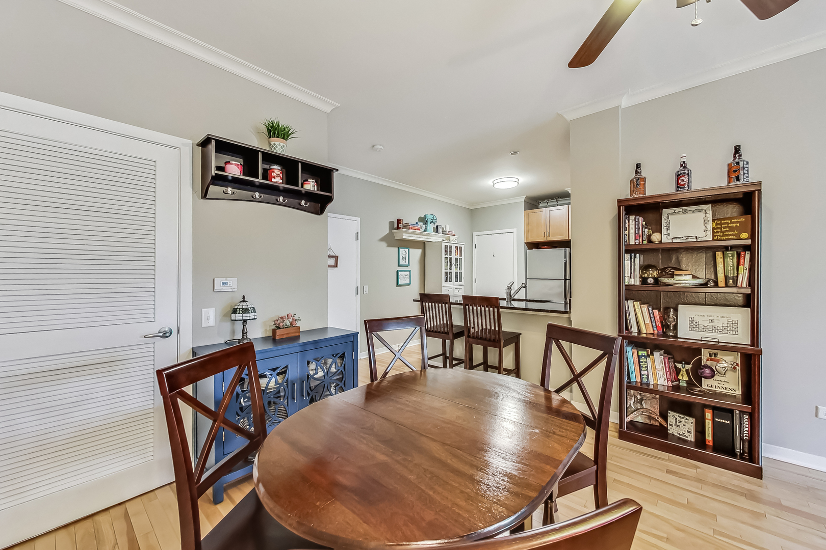 1155 West Roosevelt Road, Unit 304 Chicago, IL 60608 - Photo 15 of 35