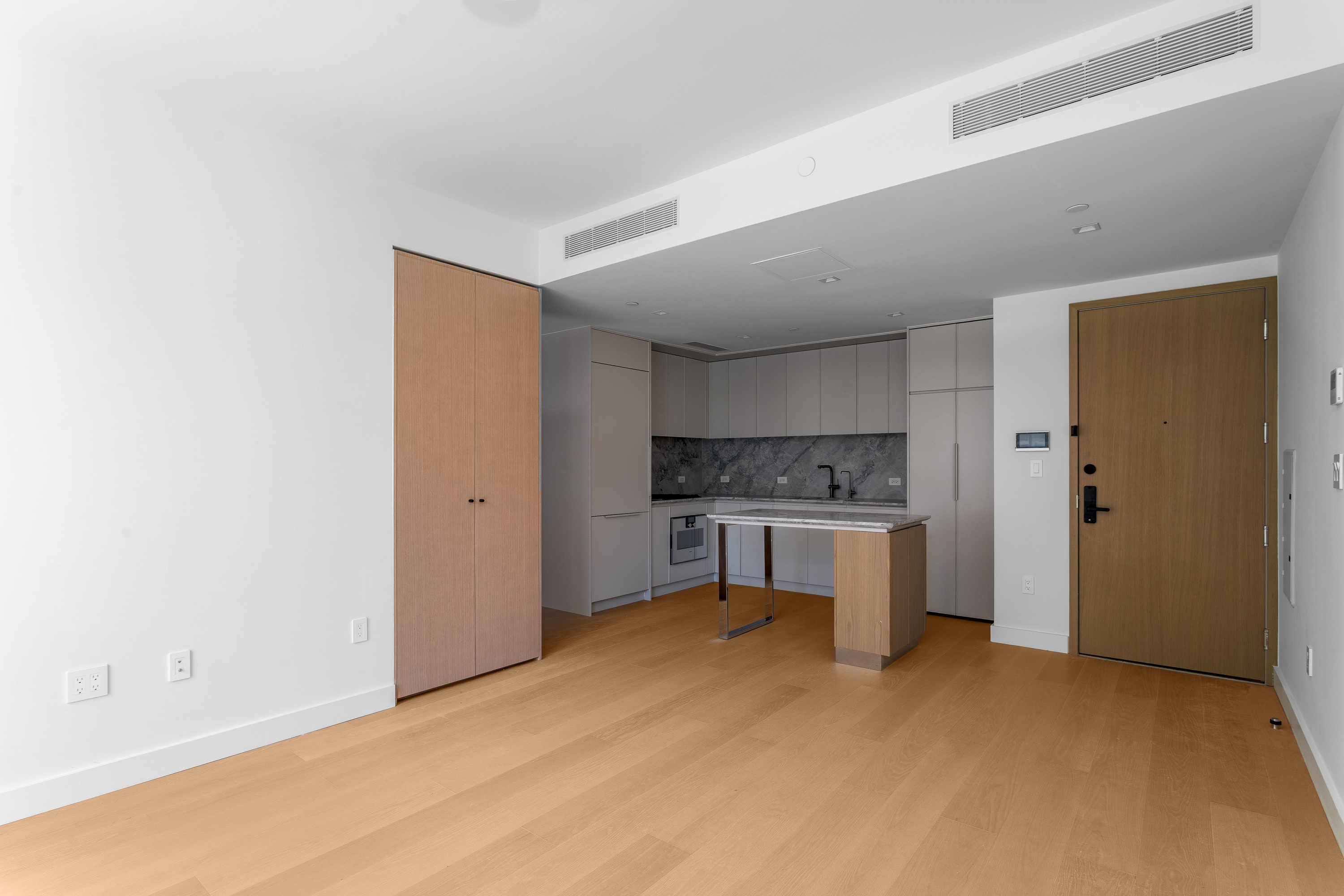 250 East 25th Street, Unit 4C Manhattan, NY 10010 - Photo 2 of 16