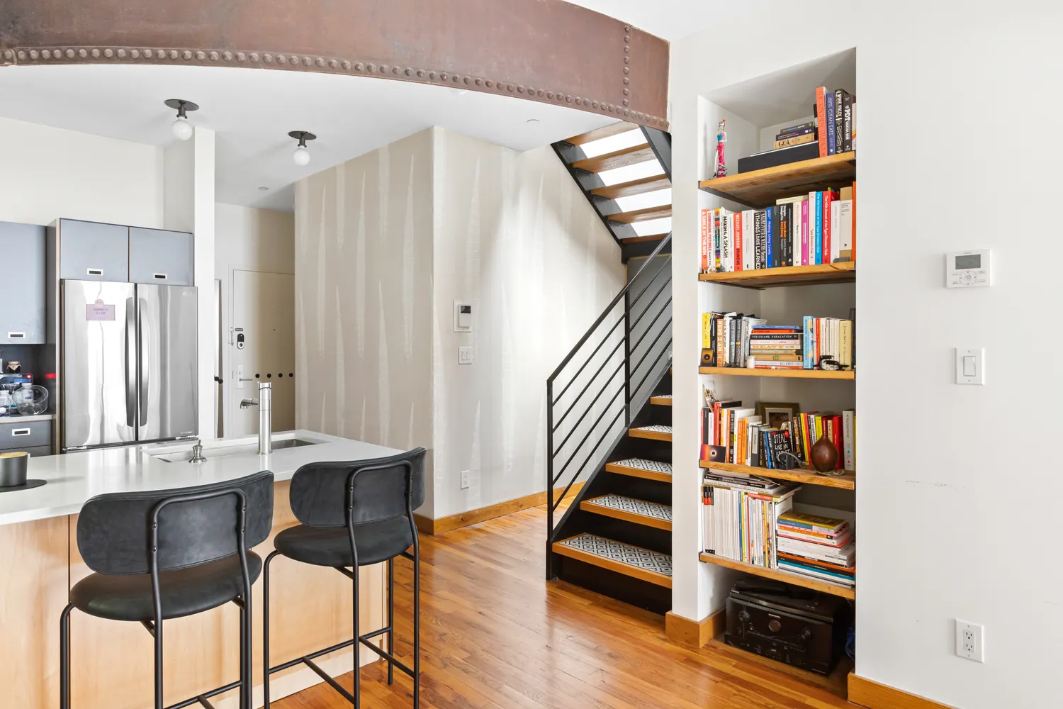 $2,000,000 | 37 Bridge Street, Unit 4G | DUMBO