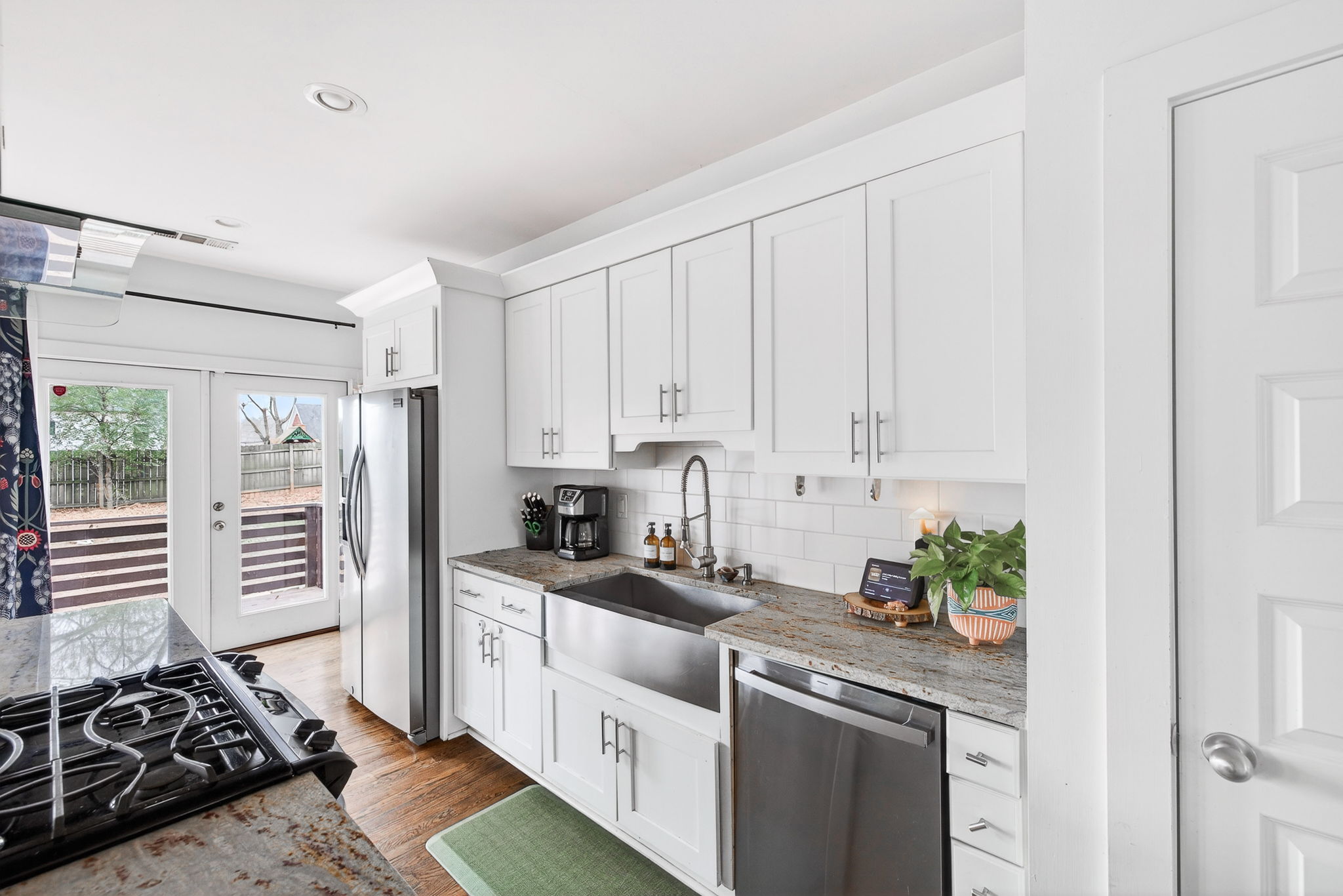 192 Sisson Avenue Northeast Atlanta, GA 30317 - Photo 5 of 25