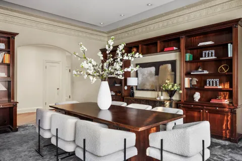 $4,950,000 | 45 East 66th Street, Unit 3W | Lenox Hill
