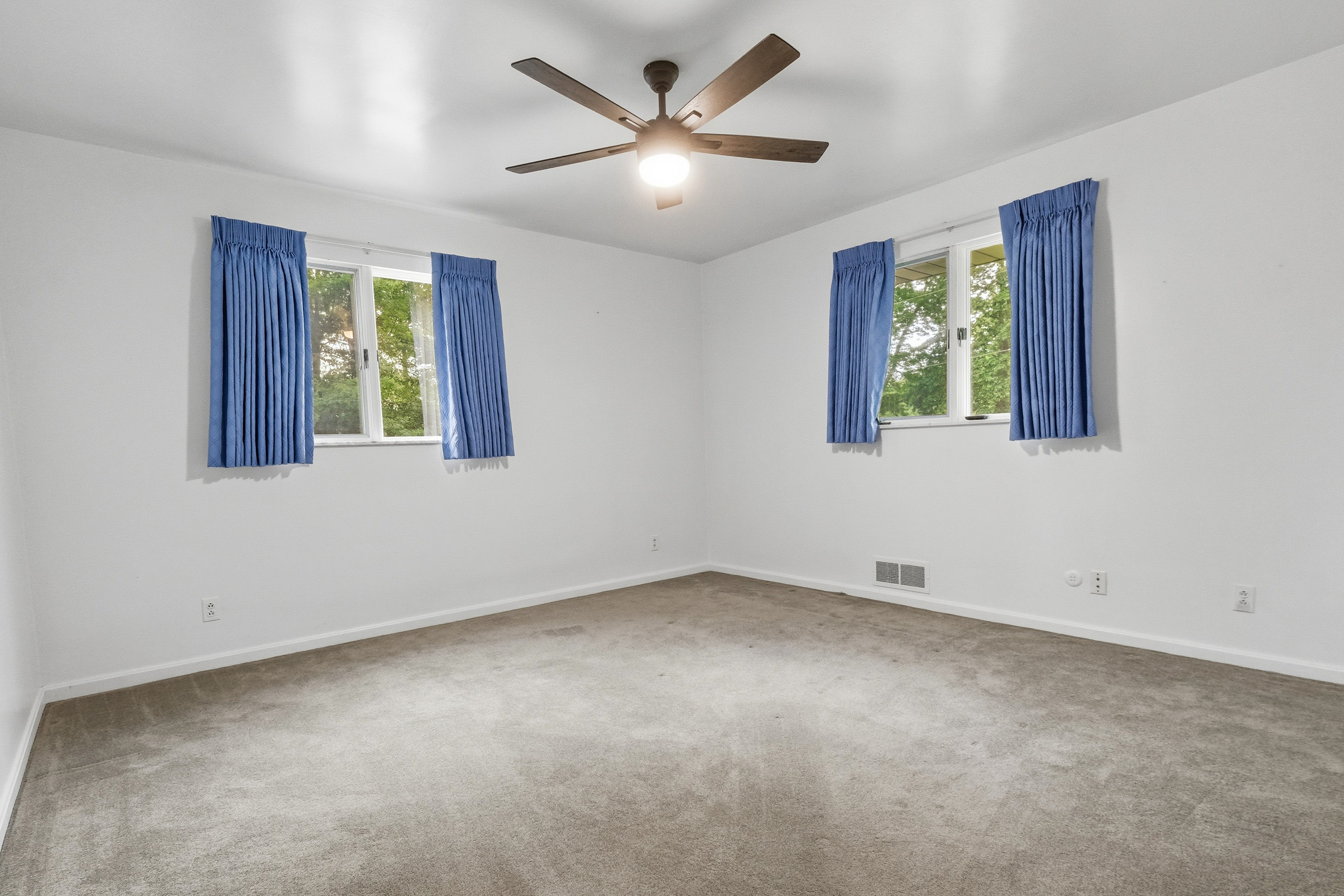101 Oakwood Road Canonsburg, PA 15317 - Photo 18 of 32
