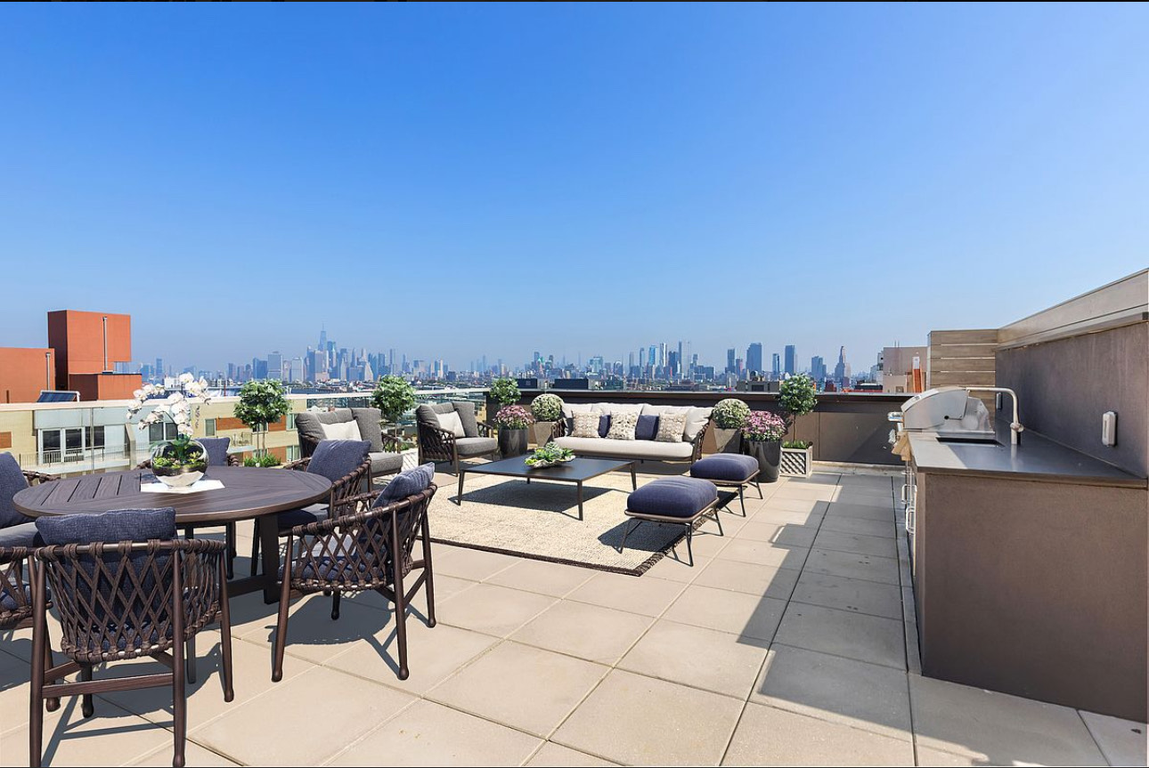 575 4th Avenue, Unit 8B Brooklyn, NY 11215 - Photo 15 of 18 a terrace with outdoor seating and city view