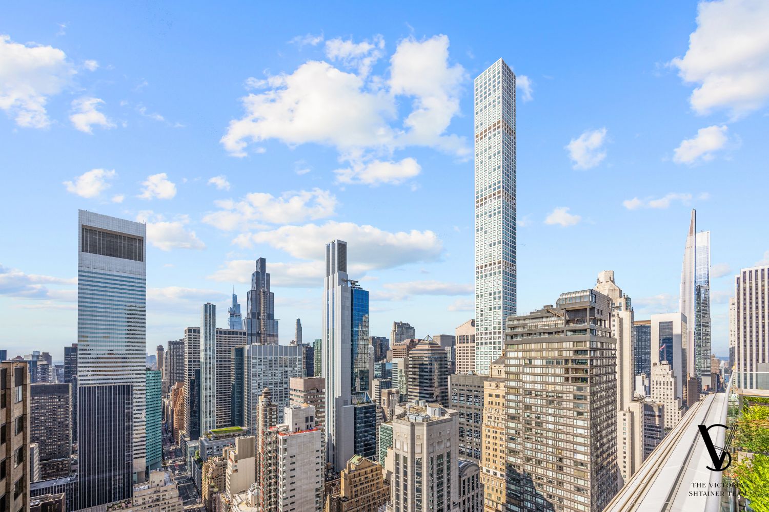 151 East 58th Street, Unit 32C Manhattan, NY 10022 - Photo 22 of 24 a city view with lot of high rise buildings