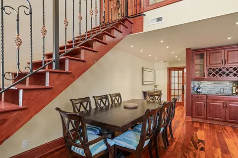 $1,400,000 | 802-10 Locust Street, Unit 201, Philadelphia, PA 19107