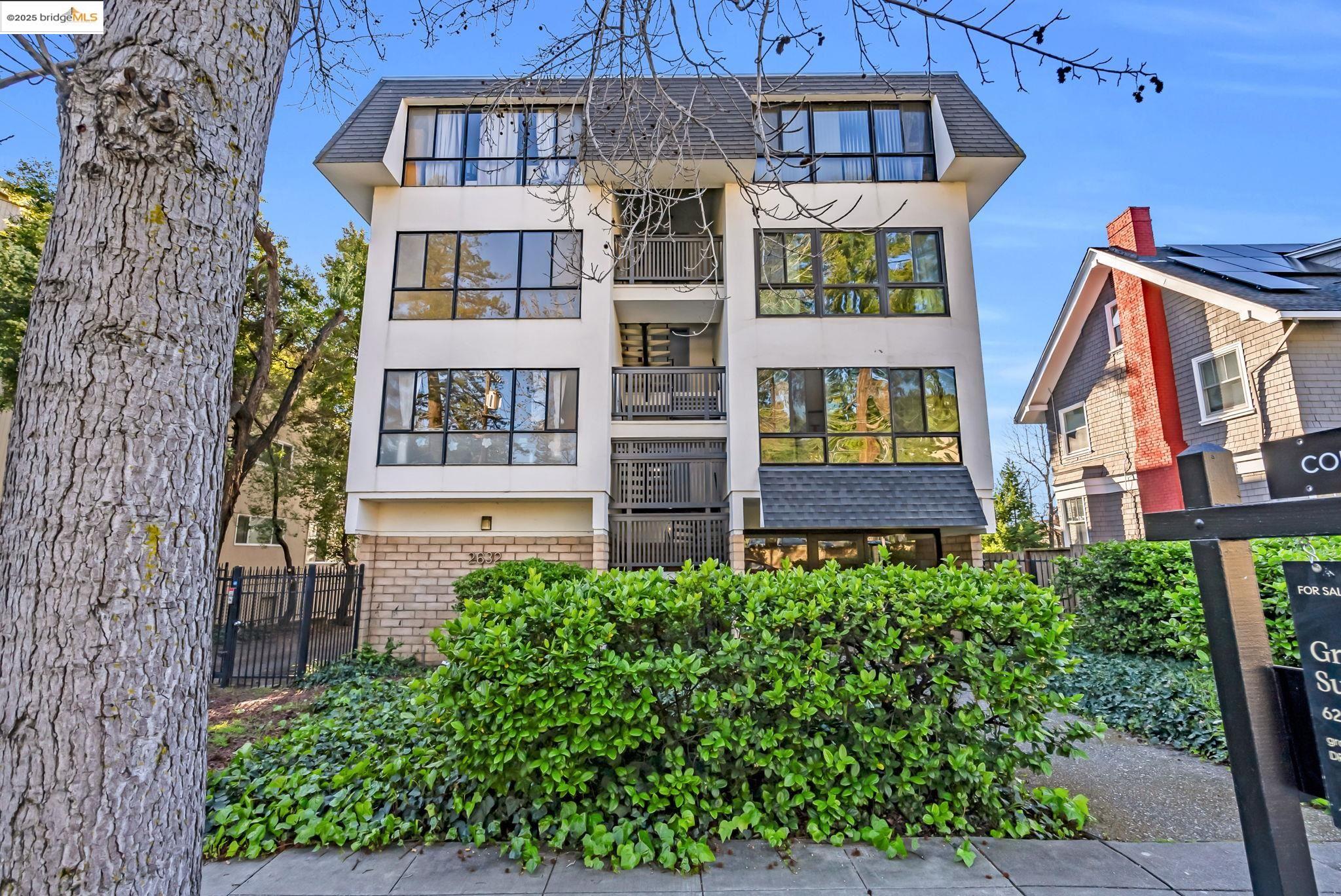 2632 Warring Street, Unit 3 Berkeley, CA 94704 - Photo 5 of 10