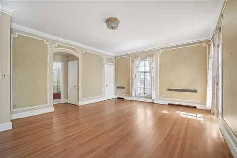 Contact Agent | 3130 Woodland Drive Northwest, Washington, DC 20008