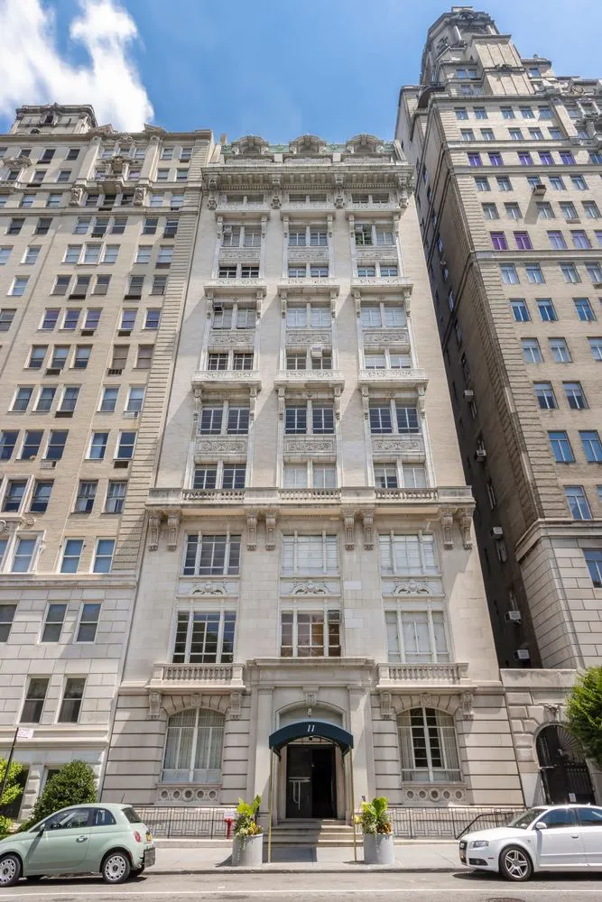 $1,995,000 | 11 West 81st Street, Unit 6A | Upper West Side