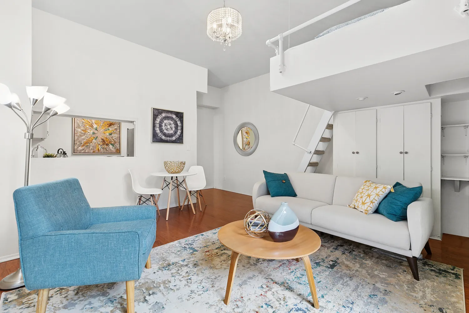 $2,900 | 215 East 24th Street, Unit 412A | Kips Bay