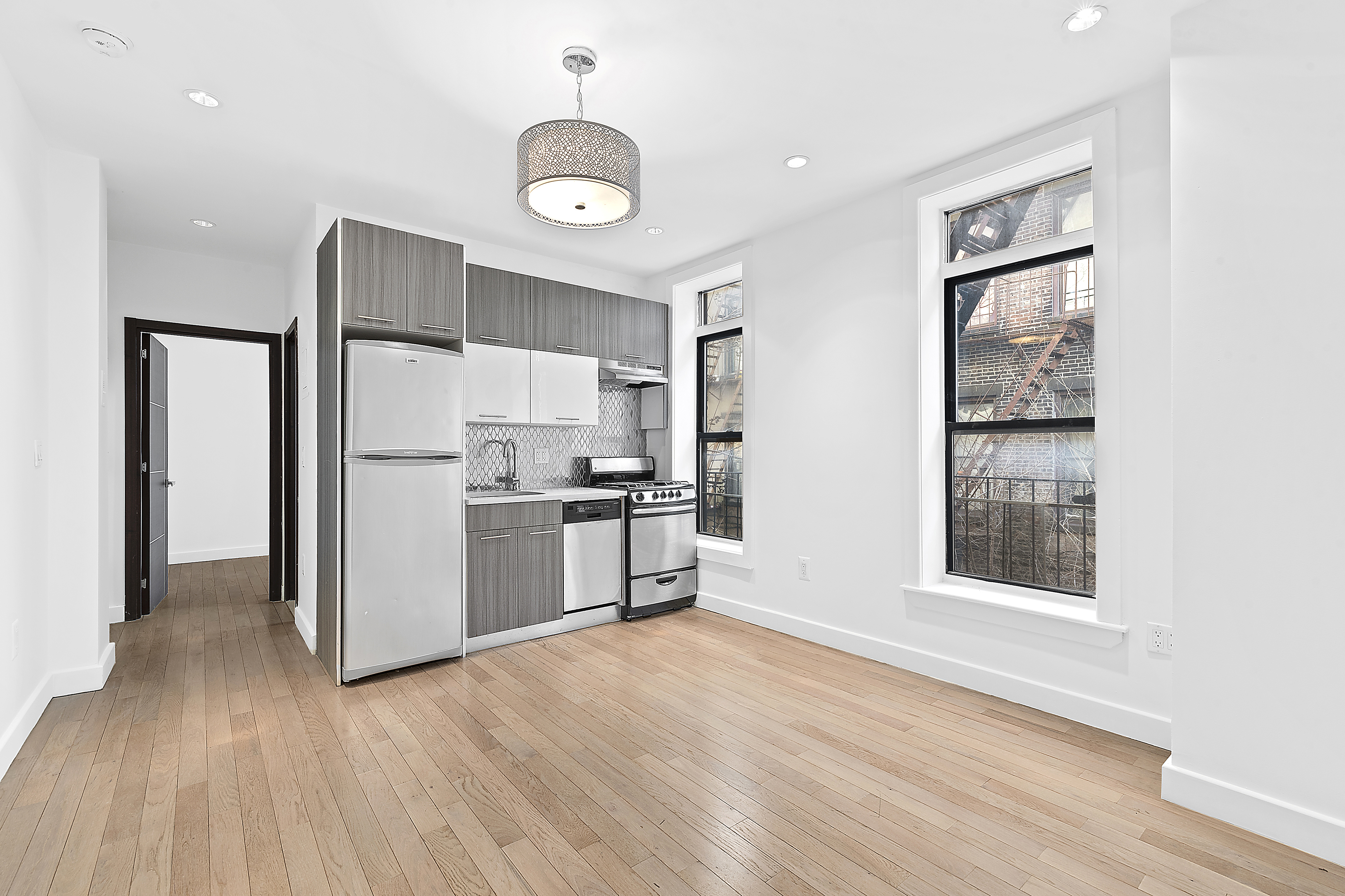 257 Quincy Street, Unit 2A Brooklyn, NY 11216 - Photo 1 of 7