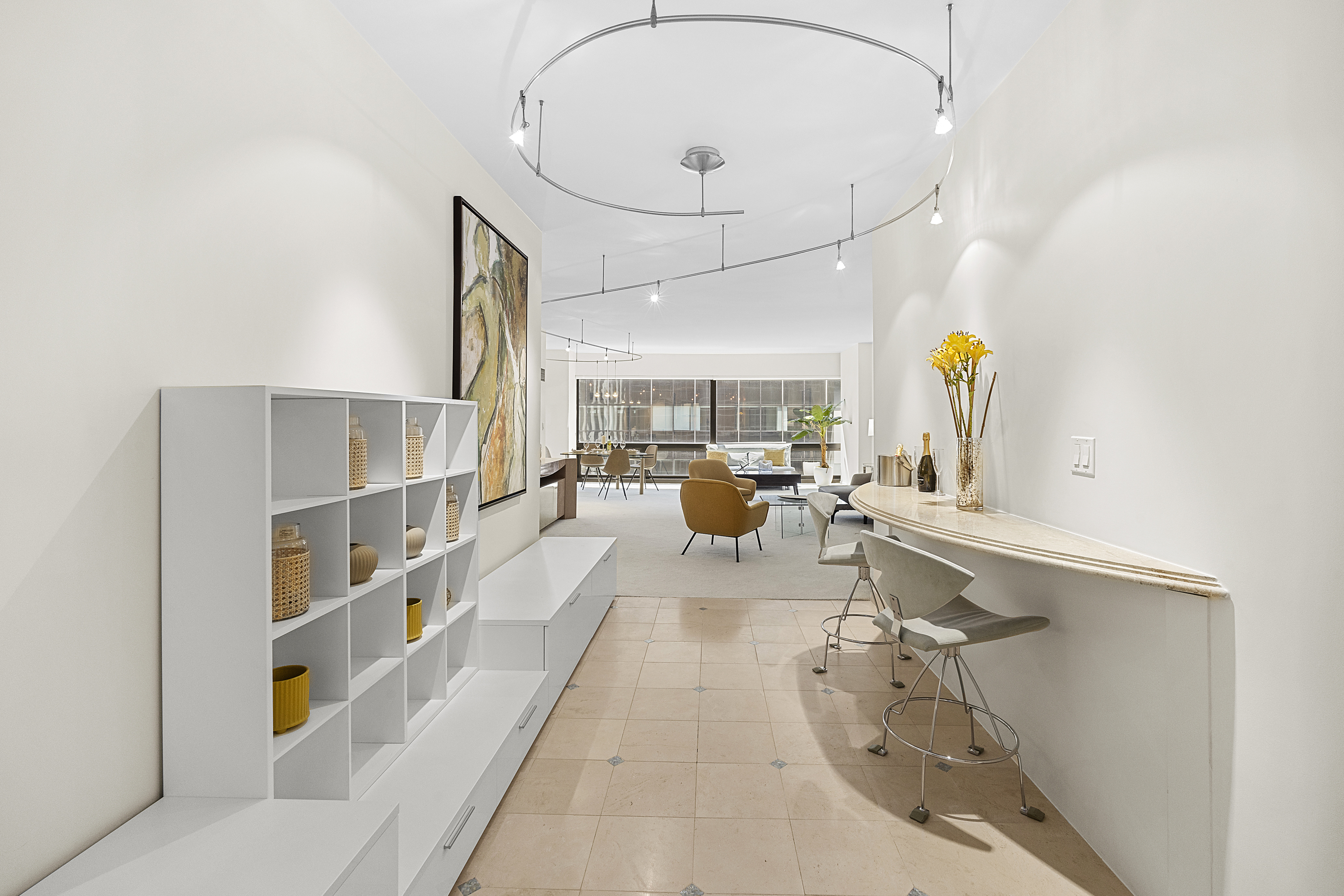 721 5th Avenue, Unit 33B Manhattan, NY 10022 - Photo 7 of 8