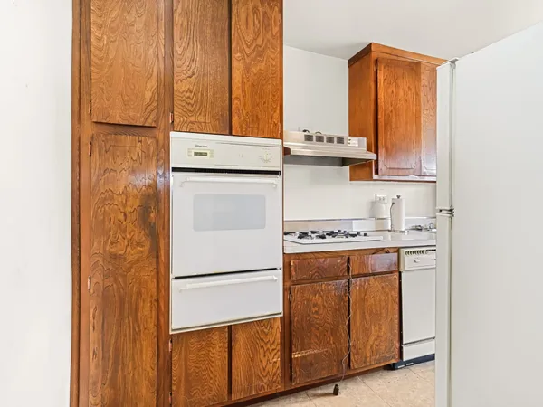 $214,999 | 555 Kappock Street, Unit 11J | Spuyten Duyvil
