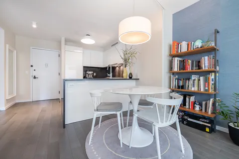 $1,160,700 | 385 1st Avenue, Unit 6G | Gramercy