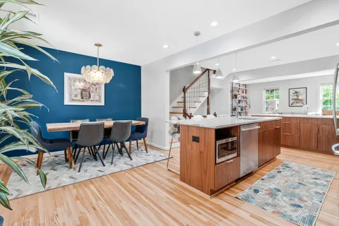 $1,100,000 | 500 H Street Southwest, Washington, DC 20024