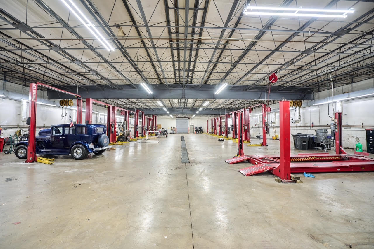 1902 East Central Texas Expressway Killeen, TX 76542 - Photo 34 of 61 a view of parking garage with gym equipment