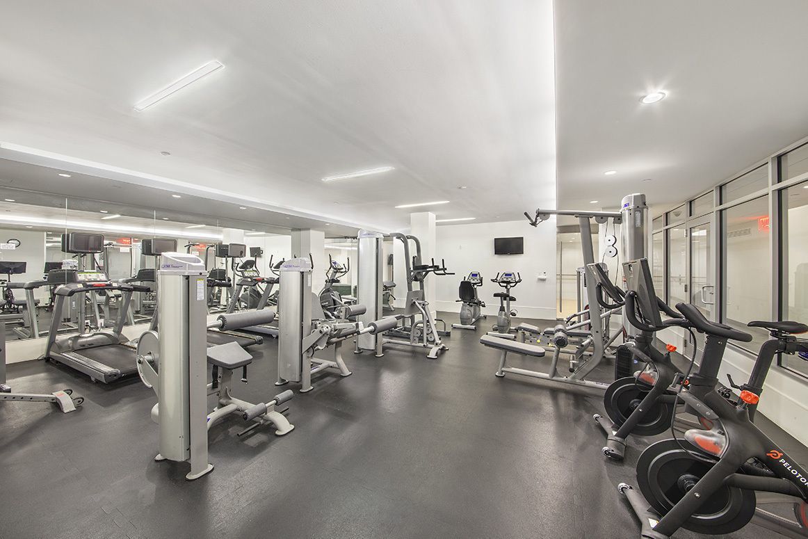 303 East 33rd Street, Unit 5K New York, NY 10016 - Photo 14 of 16