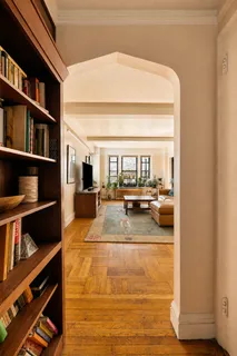 $649,000 | 127 West 96th Street, Unit 5A | Upper West Side