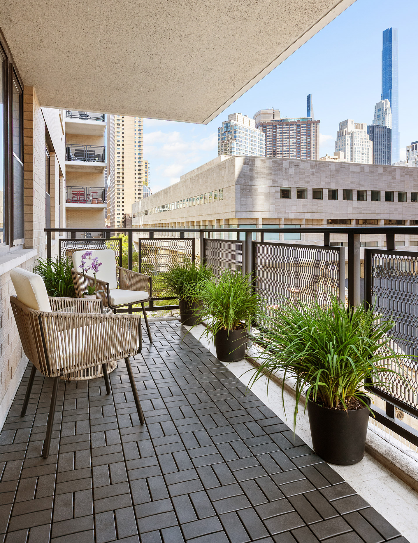 165 West 66th Street, Unit 8ZA Manhattan, NY 10023 - Photo 9 of 16