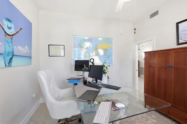 $1,695,000 | 4870 West Boulevard, Naples, FL 34103