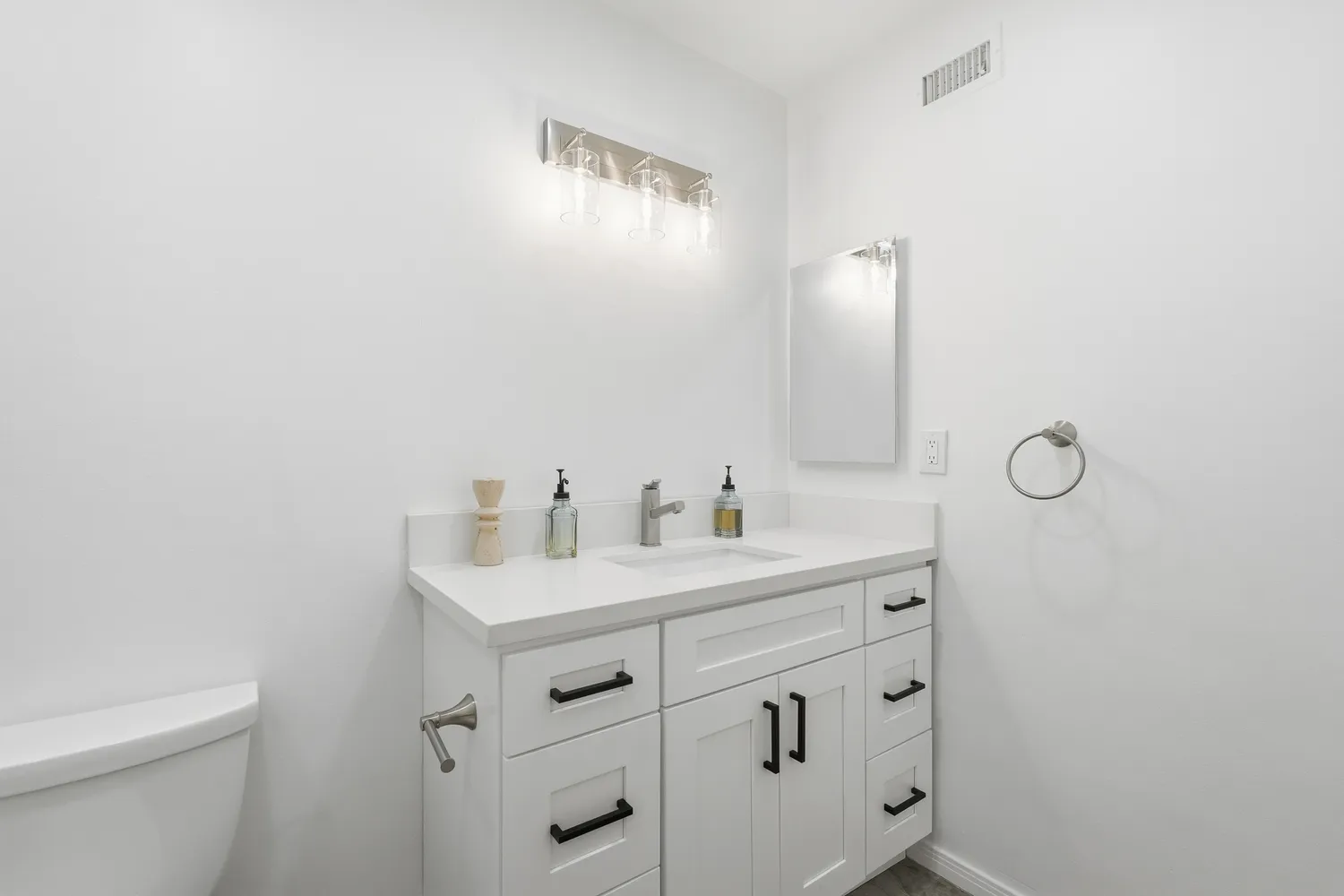 $1,898,000 | 23333 Anza Avenue, Torrance, CA 90505