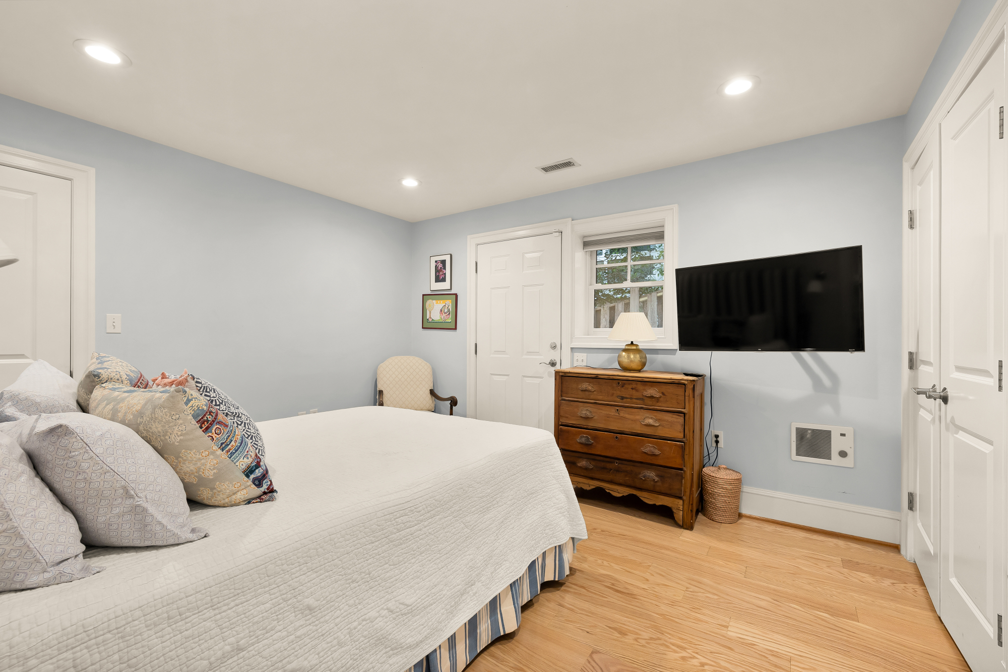 6512 Ridge Drive Bethesda, MD 20816 - Photo 38 of 42