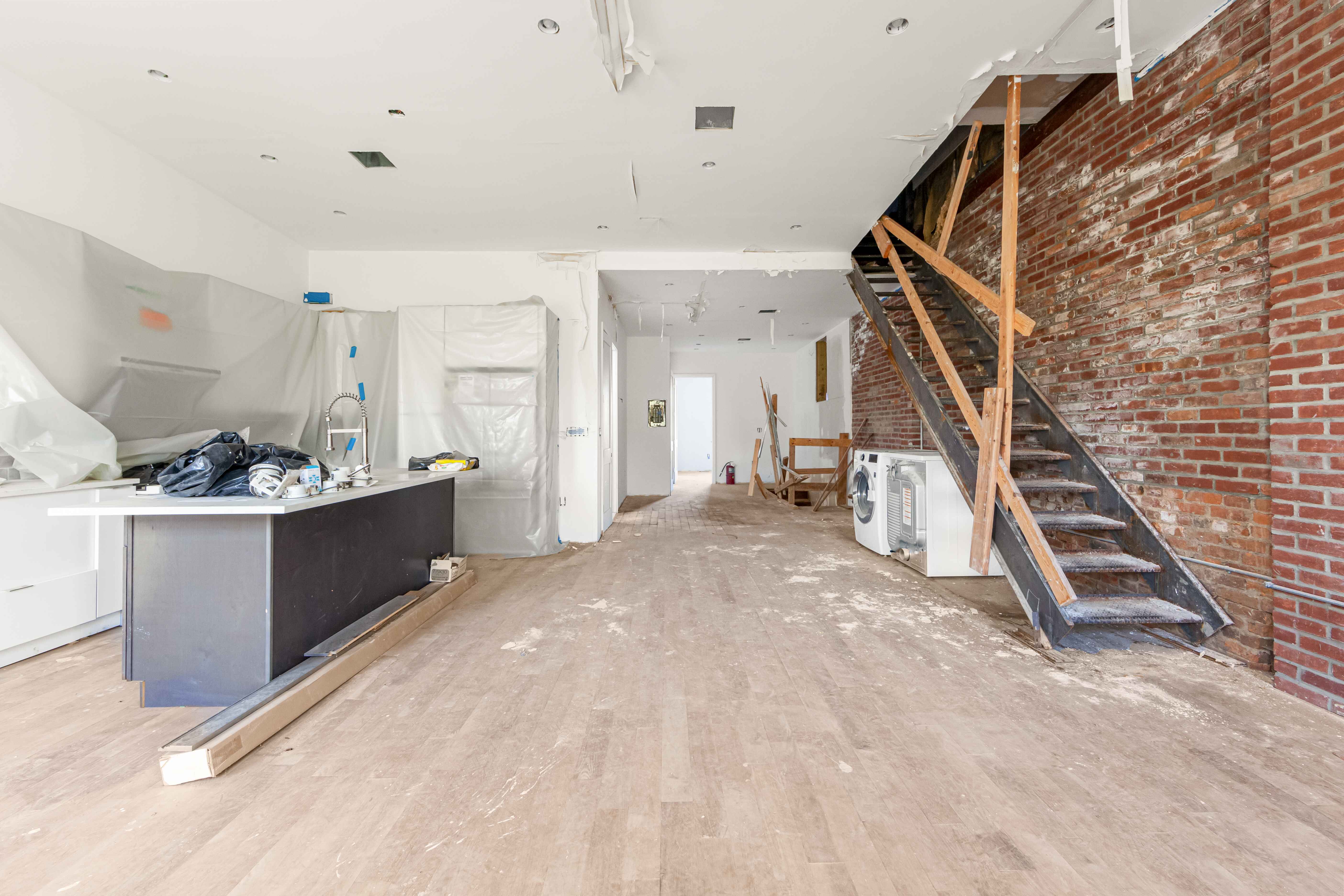 913 Lafayette Avenue Brooklyn, NY 11221 - Photo 8 of 19 a view of entryway and hall