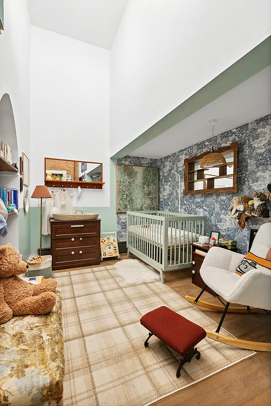 300 East 4th Street, Unit 1A Manhattan, NY 10009 - Photo 7 of 12