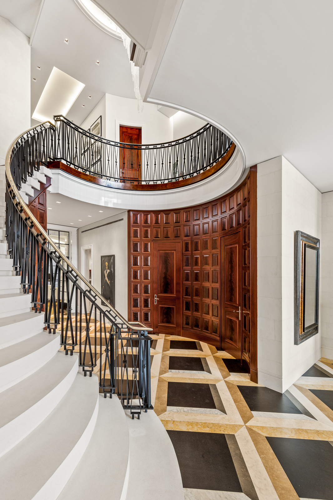 145 Reade Street Manhattan, NY 10013 - Photo 3 of 24