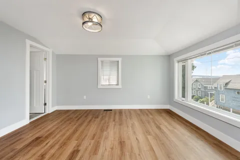 $795,000 | 286 Riverside Drive, Tiverton, RI 02878
