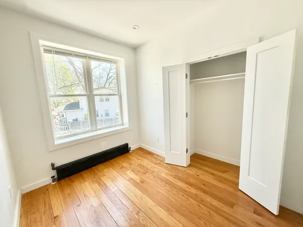 $2,350 | 2013 Flatbush Avenue, Unit 2R | Flatlands