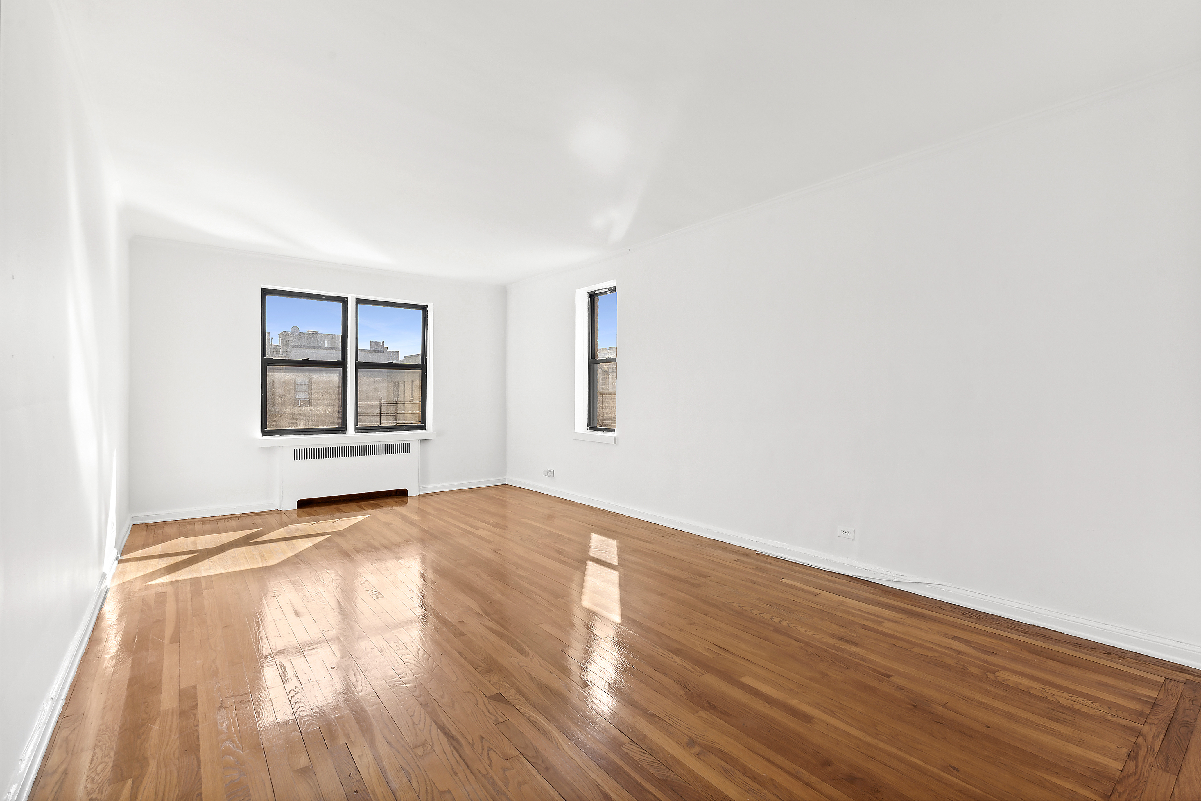 159-00 Riverside Drive West, Unit 5J70 Manhattan, NY 10032 - Photo 2 of 18