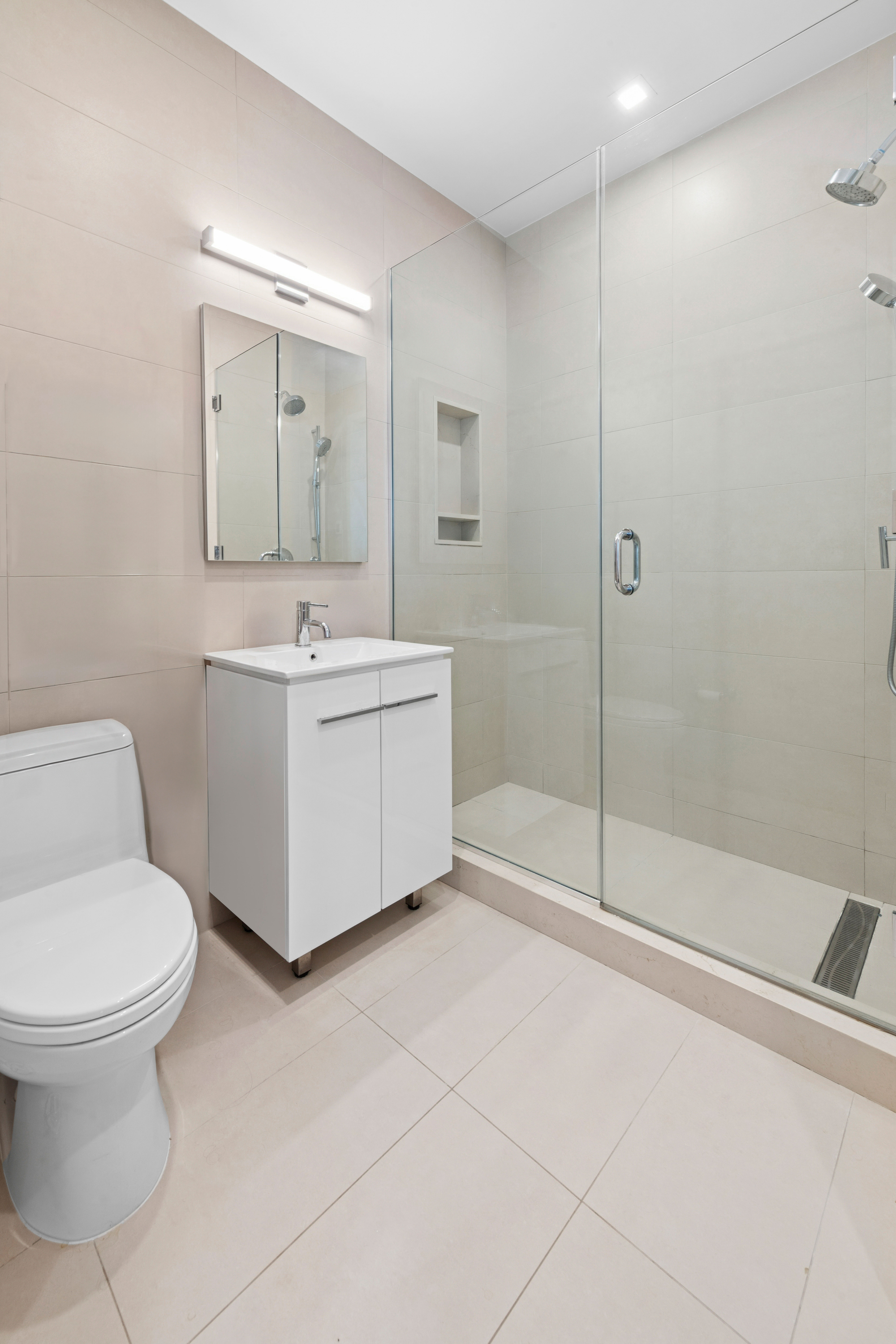 299 Riverside Drive, Unit 2C Manhattan, NY 10025 - Photo 7 of 9