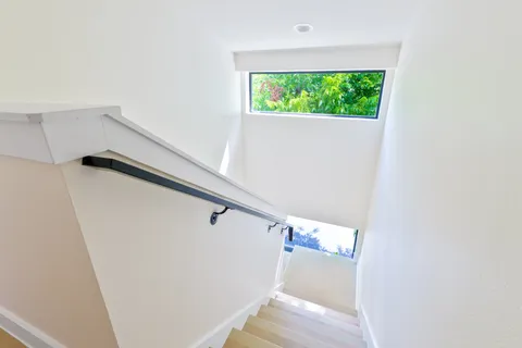 $1,275,000 | 2201 East 16th Street, Austin, TX 78702