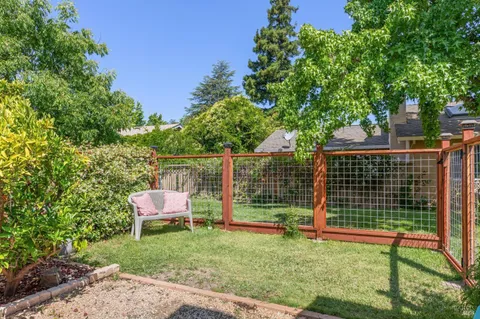 $639,000 | 27 Temelec Circle, Sonoma, CA 95476