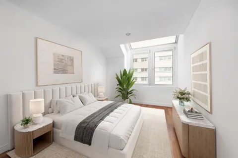 $3,850,000 | 52 Thomas Street, Unit PHB | TriBeCa
