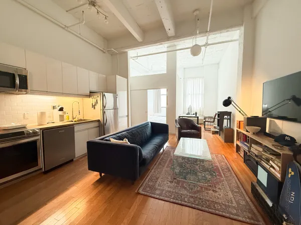 $5,500 | 44 Berry Street, Unit 4F | Williamsburg