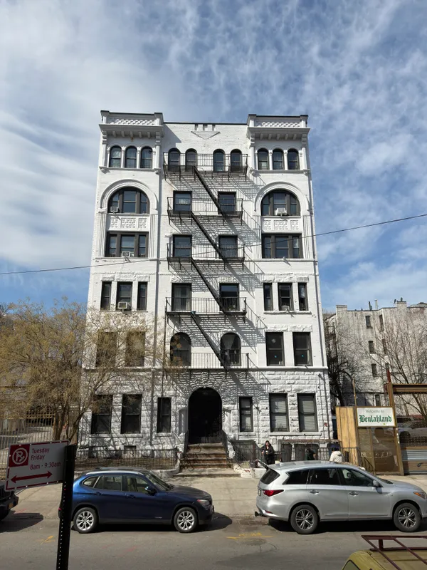 $3,400 | 944 Marcy Avenue, Unit 3D | Bedford-Stuyvesant