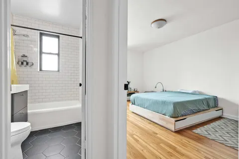 $745,000 | 100 Ocean Parkway, Unit 6K | Windsor Terrace