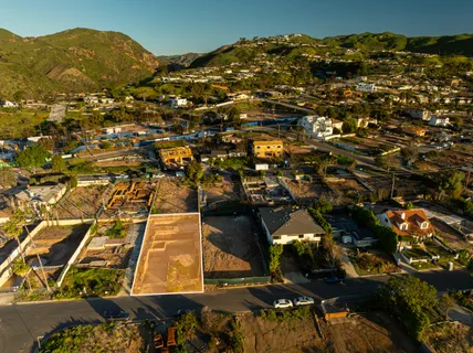 $1,500,000 | 16847 Bollinger Drive, Pacific Palisades, CA 90272