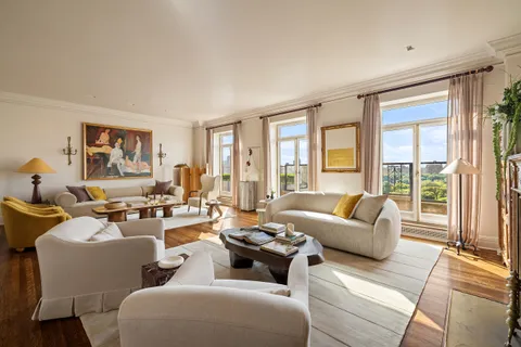 $35,000,000 | 1040 5th Avenue, Unit 16 | Upper East Side