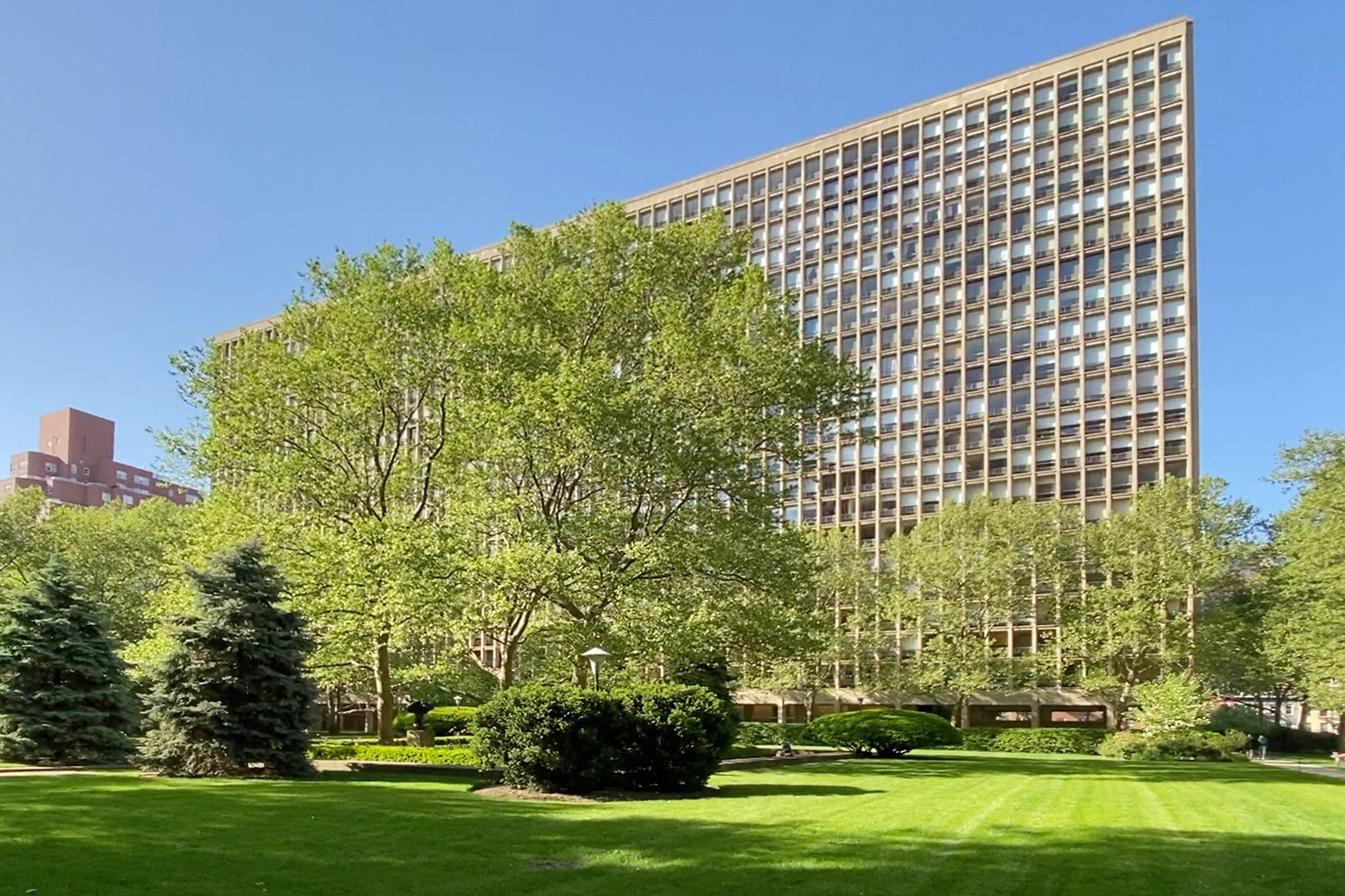 300 East 33rd Street, Unit 15F Manhattan, NY 10016 - Photo 5 of 13