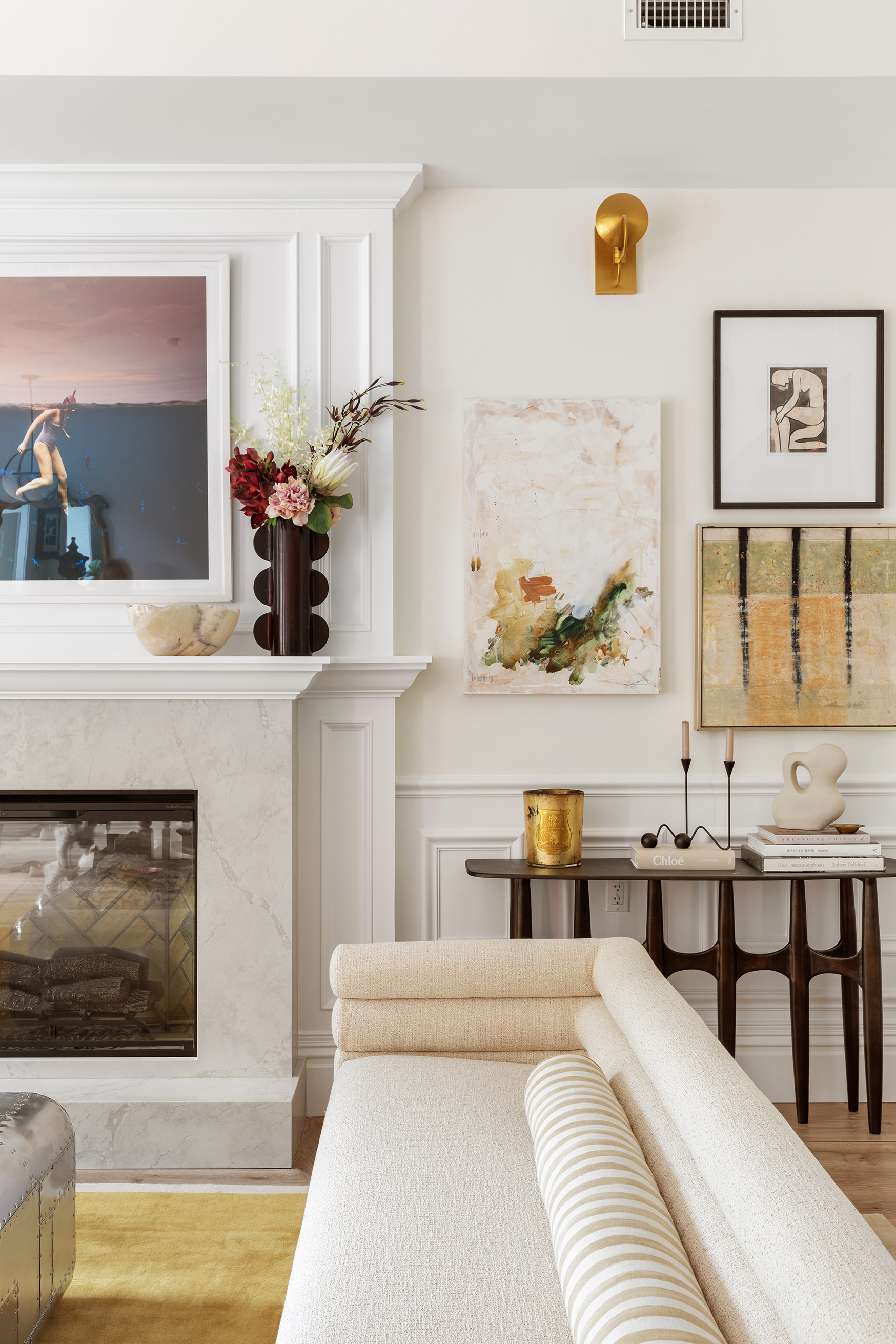 149 Kane Street Brooklyn, NY 11231 - Photo 3 of 26 a living room with furniture and flat screen tv